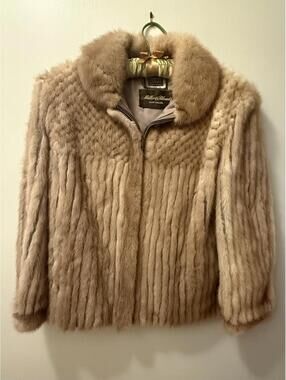 SAGA MINK Tan Fur Luxury Coat Soft Vintage Size Medium big hole in it